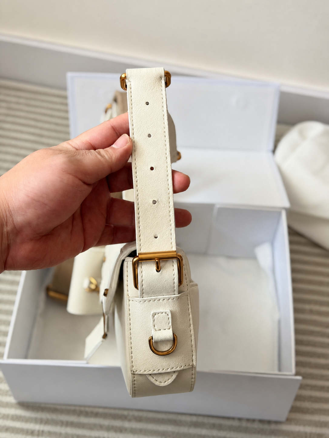 디올 데일리 크로스백 42 이미지 3