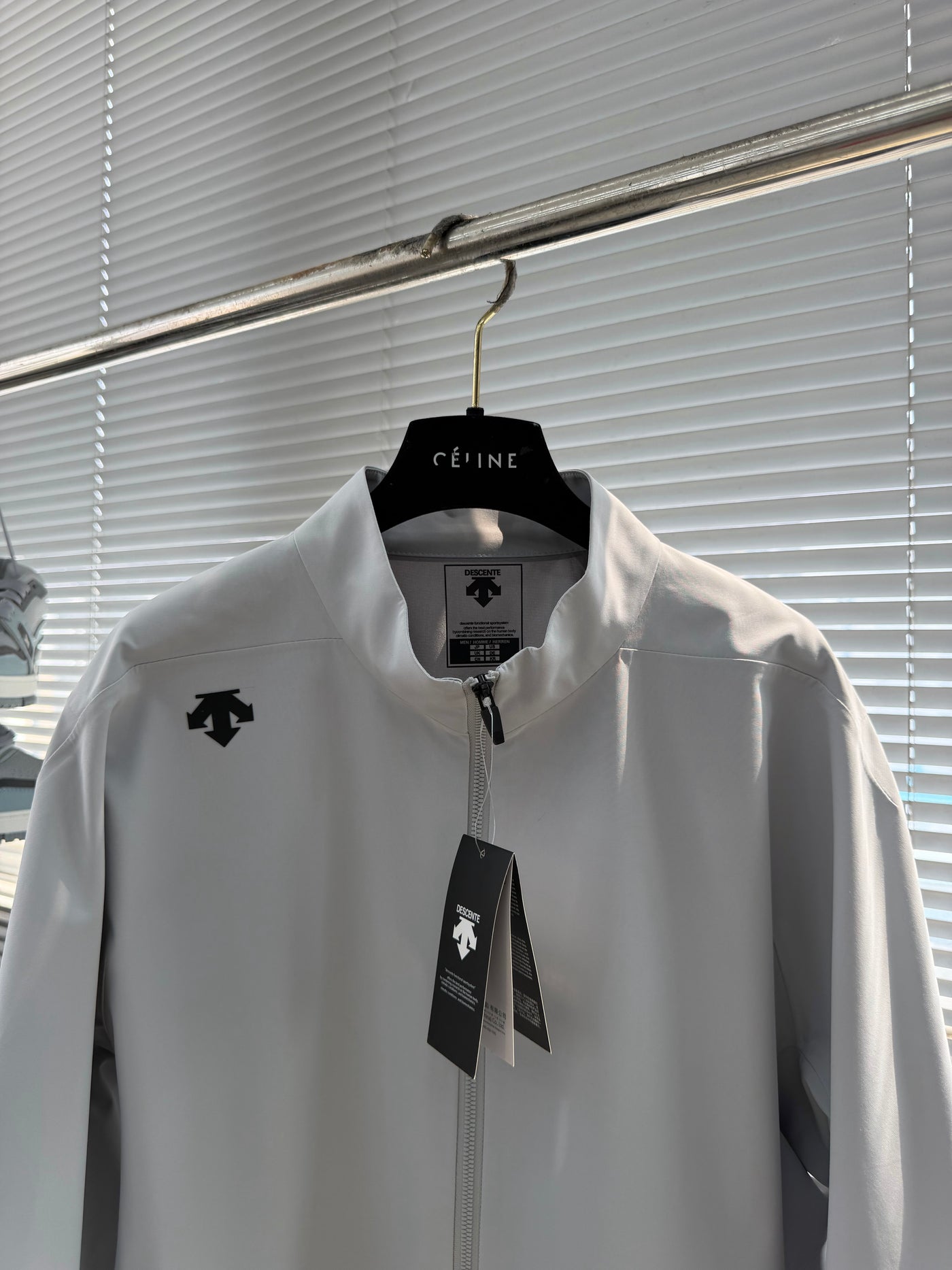 데상트 재킷 005 상품 이미지 2