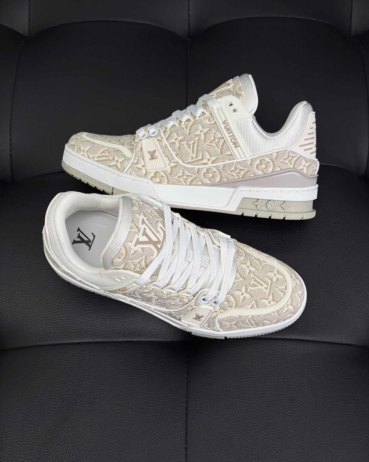 루이 비통 프리미엄 스텝 슈즈 24 상세 이미지 3