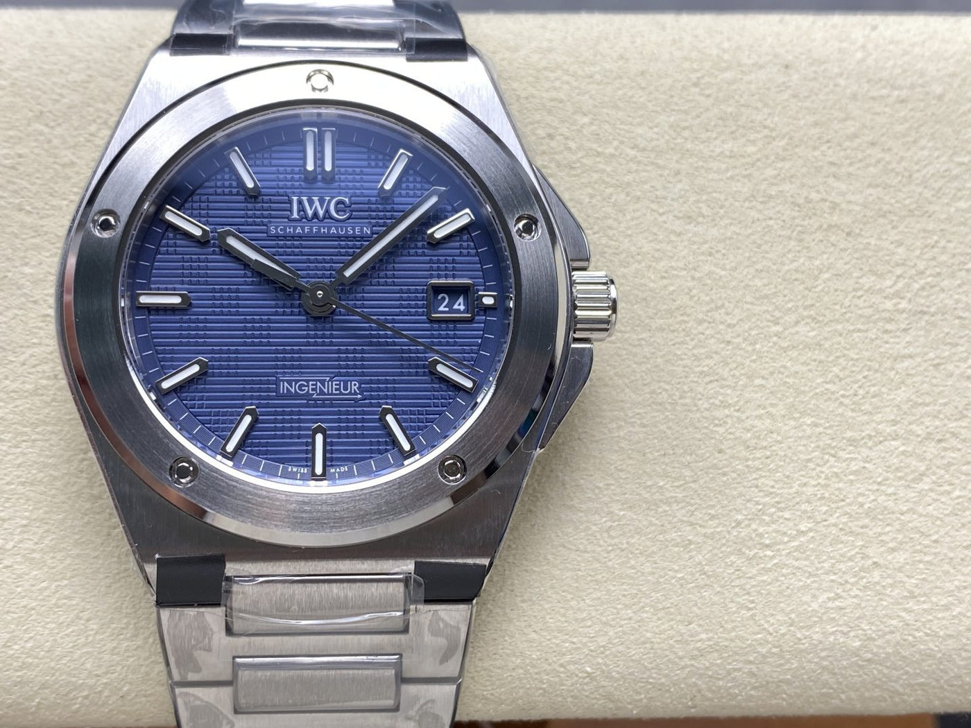 IWC 클래식 밸런스 워치 04 상세 이미지 2